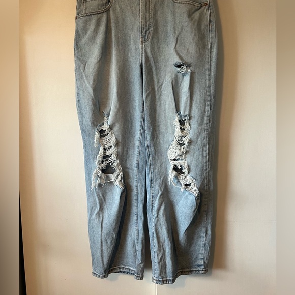 Wild Fable by Target Juniors Highest Rise Baggy Jeans Size 16 - Picture 2 of 6